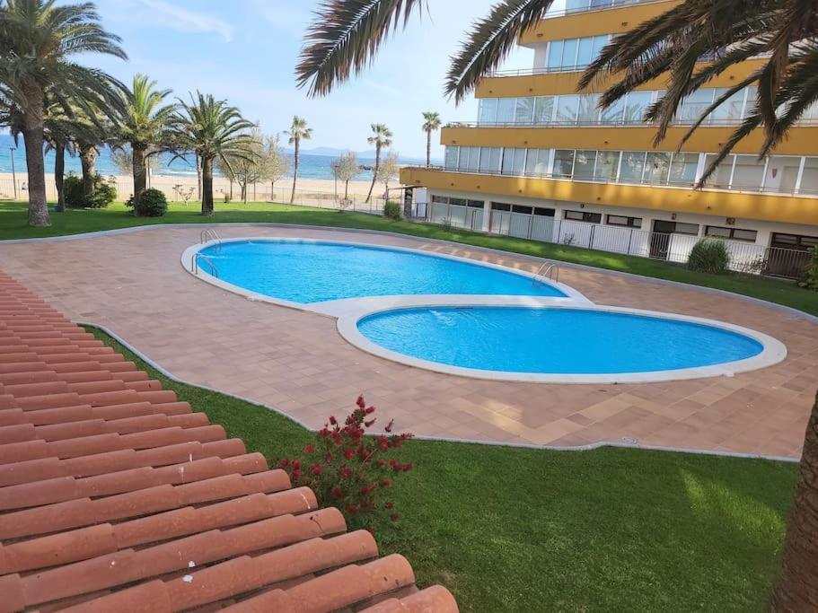 Superbe Apartement En Avec Piscine Roses